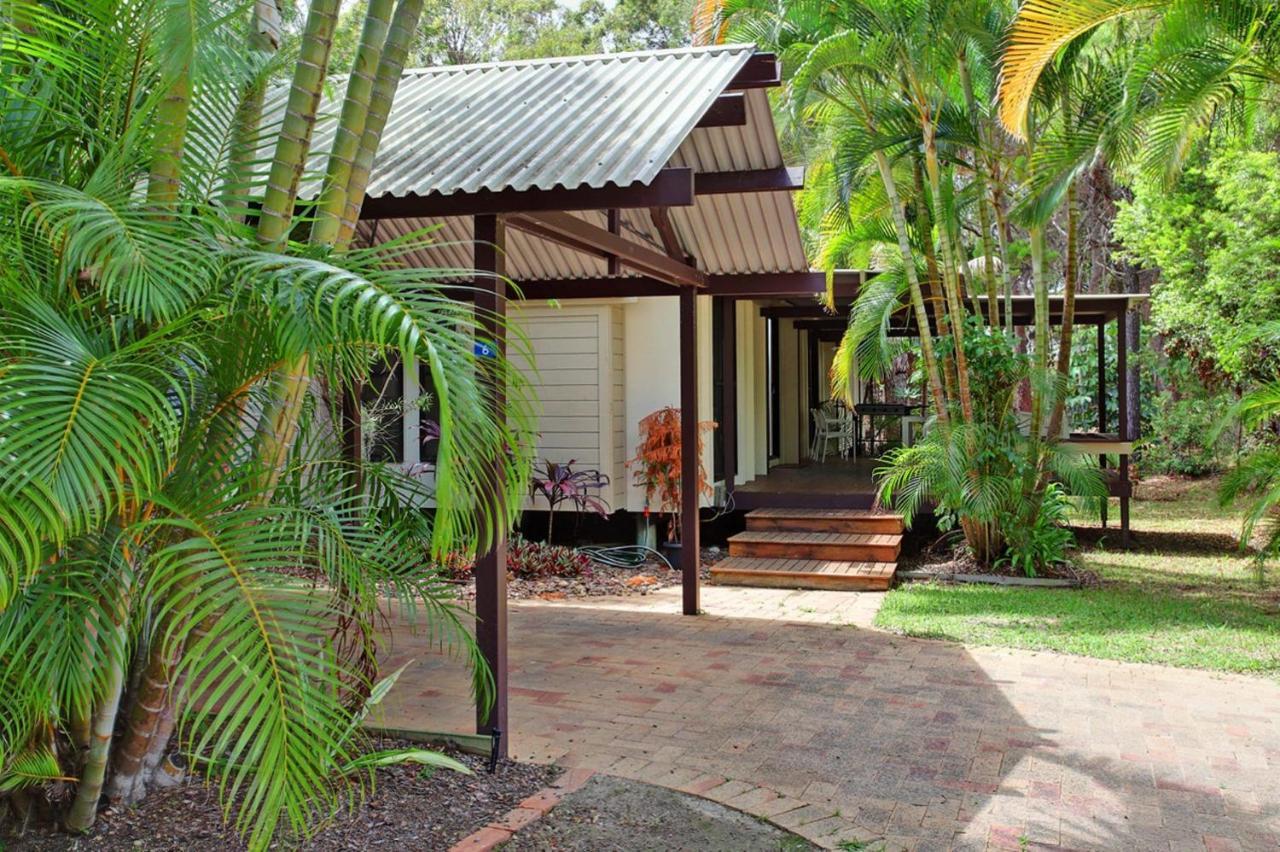 6 Orania Court Rainbow Shores Rainbow Beach Exterior photo