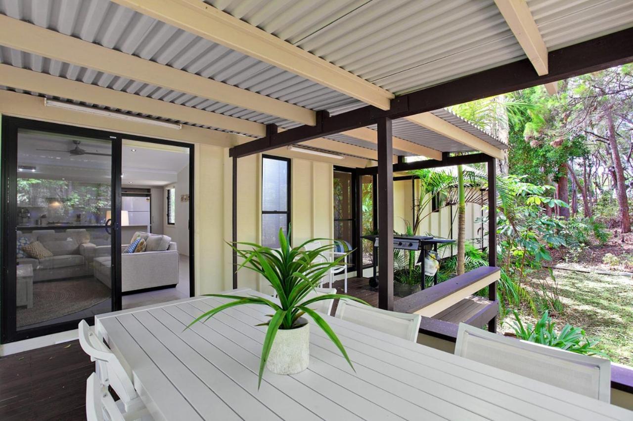 6 Orania Court Rainbow Shores Rainbow Beach Exterior photo