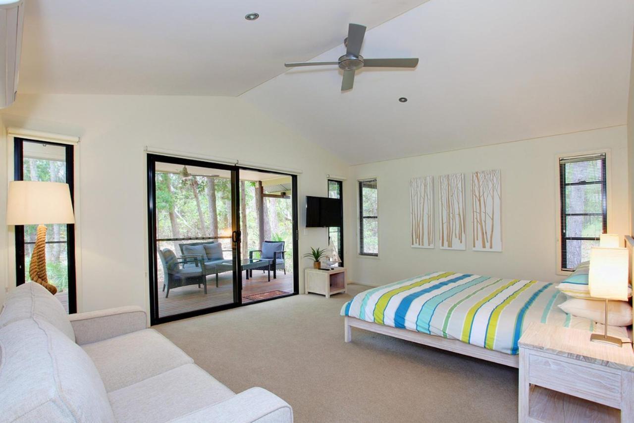 6 Orania Court Rainbow Shores Rainbow Beach Exterior photo